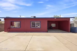 902 S 30th Dr, Phoenix, AZ 85009 - Photo 1