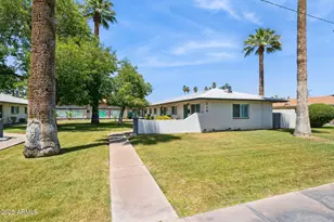 518 E Roanoke Ave, Phoenix, AZ 85004 - Photo 1