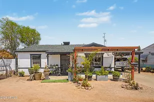 2922 W Fillmore St, Phoenix, AZ 85009 - Photo 1