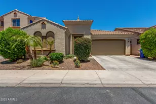 82 W Aster Dr, Chandler, AZ 85248 - Photo 1