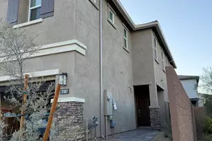 21007 N 58th Pl, Phoenix, AZ 85054 - Photo 1