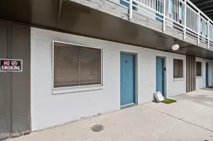 3025 N 32nd St, Phoenix, AZ 85018 - Photo 1