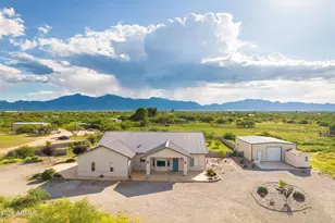 1920 S Grand Isle, Sierra Vista, AZ 85635 - Photo 1