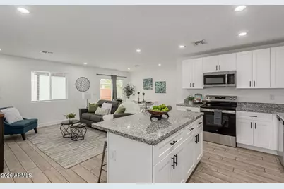 1934 E Carver Drive, Phoenix, AZ 85040 - Photo 1