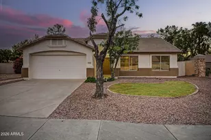 576 S Moorea Dr, Gilbert, AZ 85296 - Photo 1