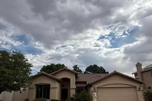 312 W Angela Dr, Phoenix, AZ 85023 - Photo 1