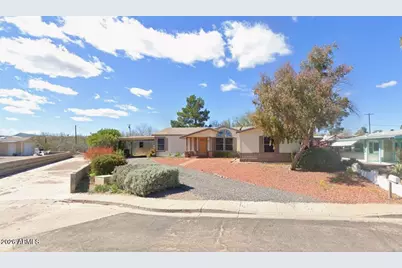 490 W Smoketree Street, Wickenburg, AZ 85390 - Photo 1
