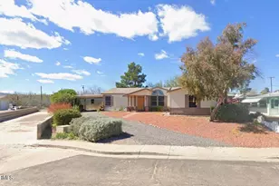 490 W Smoketree St, Wickenburg, AZ 85390 - Photo 1