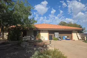 1040 N Nevada St, Gilbert, AZ 85233 - Photo 1