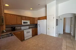 11213 W Hobbit Dr, Arizona City, AZ 85123 - Photo 7
