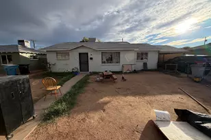 8744 N 30th Ave, Phoenix, AZ 85051 - Photo 1