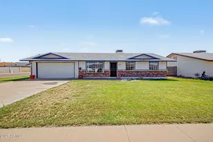 209 W Ivyglen St, Mesa, AZ 85201 - Photo 1