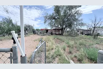 1135 S 10th Street W, Saint Johns, AZ 85936 - Photo 1