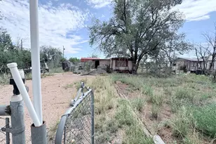 1135 S 10th St W, Saint Johns, AZ 85936 - Photo 1