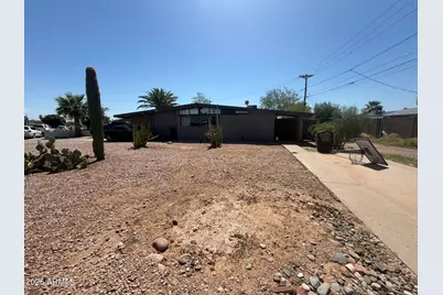 636 N Ash Street, Mesa, AZ 85201 - Photo 1