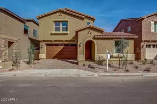 4708 E Daley Ln, Phoenix, AZ 85050 - Photo 1