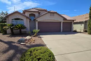 1125 E Montoya Ln, Phoenix, AZ 85024 - Photo 1
