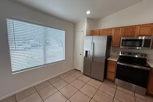 8416 W Monterey Way, Phoenix, AZ 85037 - Photo 9