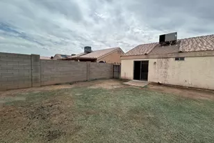 8416 W Monterey Way, Phoenix, AZ 85037 - Photo 37