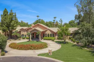 9158 N 70th St, Paradise Valley, AZ 85253 - Photo 1