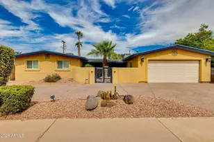 3420 E Clarendon Ave, Phoenix, AZ 85018 - Photo 1