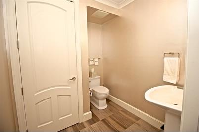 203 Coggeshall Avenue, Newport, RI 02840 - Photo 27