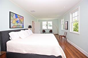 203 Coggeshall Ave, Newport, RI 02840 - Photo 31