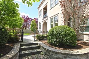 203 Coggeshall Ave, Newport, RI 02840 - Photo 3