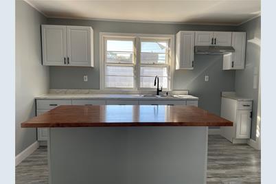 102 Ophelia Street, Providence, RI 02909 - Photo 9