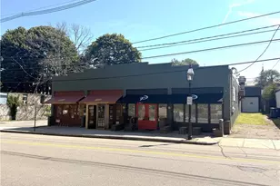 382 Thames St, Bristol, RI 02809 - Photo 1