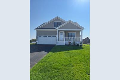 372 Freedom Trail Drive, Portsmouth, RI 02871 - Photo 1