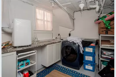 130 Spring Street, Newport, RI 02840 - Photo 19