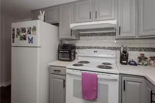 130 Spring St, Newport, RI 02840 - Photo 43