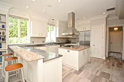 203 Coggeshall Avenue, Newport, RI 02840 - Photo 23