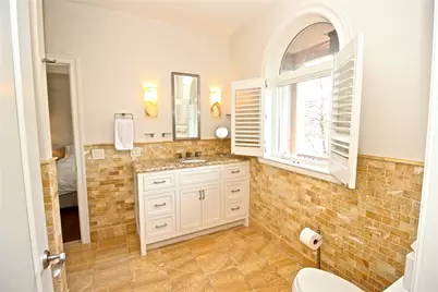 203 Coggeshall Avenue, Newport, RI 02840 - Photo 37