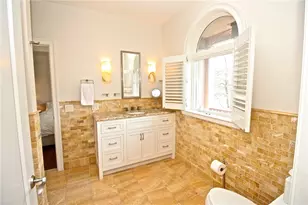 203 Coggeshall Ave, Newport, RI 02840 - Photo 37