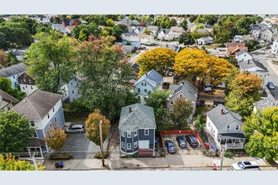 346 Douglas Avenue, Providence, RI 02908 - Photo 1