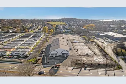 300 Coddington Highway #108, Middletown, RI 02842 - Photo 13