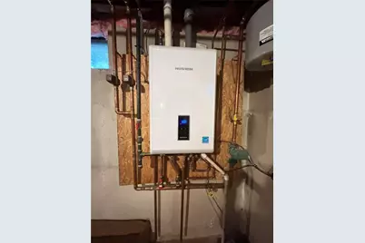 41 Cottage Street, Cranston, RI 02910 - Photo 29