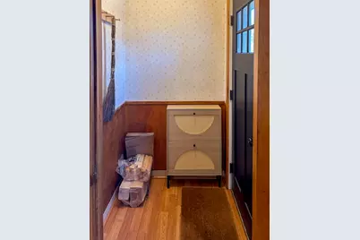 41 Cottage Street, Cranston, RI 02910 - Photo 7