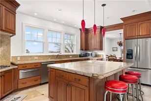 50 Ocean View Hwy, Westerly, RI 02891 - Photo 13