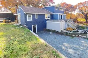 39 Louise St, Woonsocket, RI 02895 - Photo 13