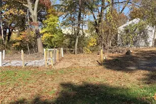 39 Louise St, Woonsocket, RI 02895 - Photo 19