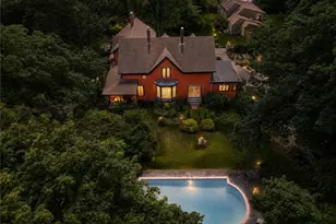 219 Nanaquaket Rd, Tiverton, RI 02878 - Photo 9