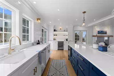 250 Allston Avenue, Middletown, RI 02842 - Photo 9