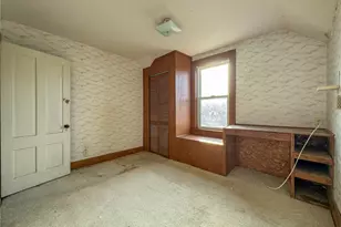 34 Smithfield Rd, Woonsocket, RI 02895 - Photo 7