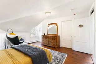 12 Mt Vernon St, Newport, RI 02840 - Photo 35