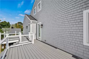 21 Bradford St, Bristol, RI 02809 - Photo 33