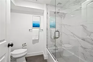 21 Bradford St, Bristol, RI 02809 - Photo 17