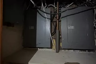 131 Mitchell St, Providence, RI 02907 - Photo 35